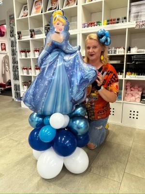 Balloon Twisting 8